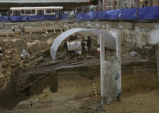 <em>Fossé des tanneurs - Berge (Fouille 1991) - Crédits : JJS</em>